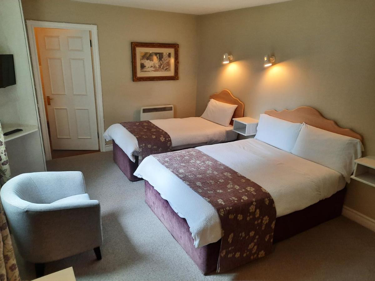Sea Dew B&B Tullamore Exterior photo